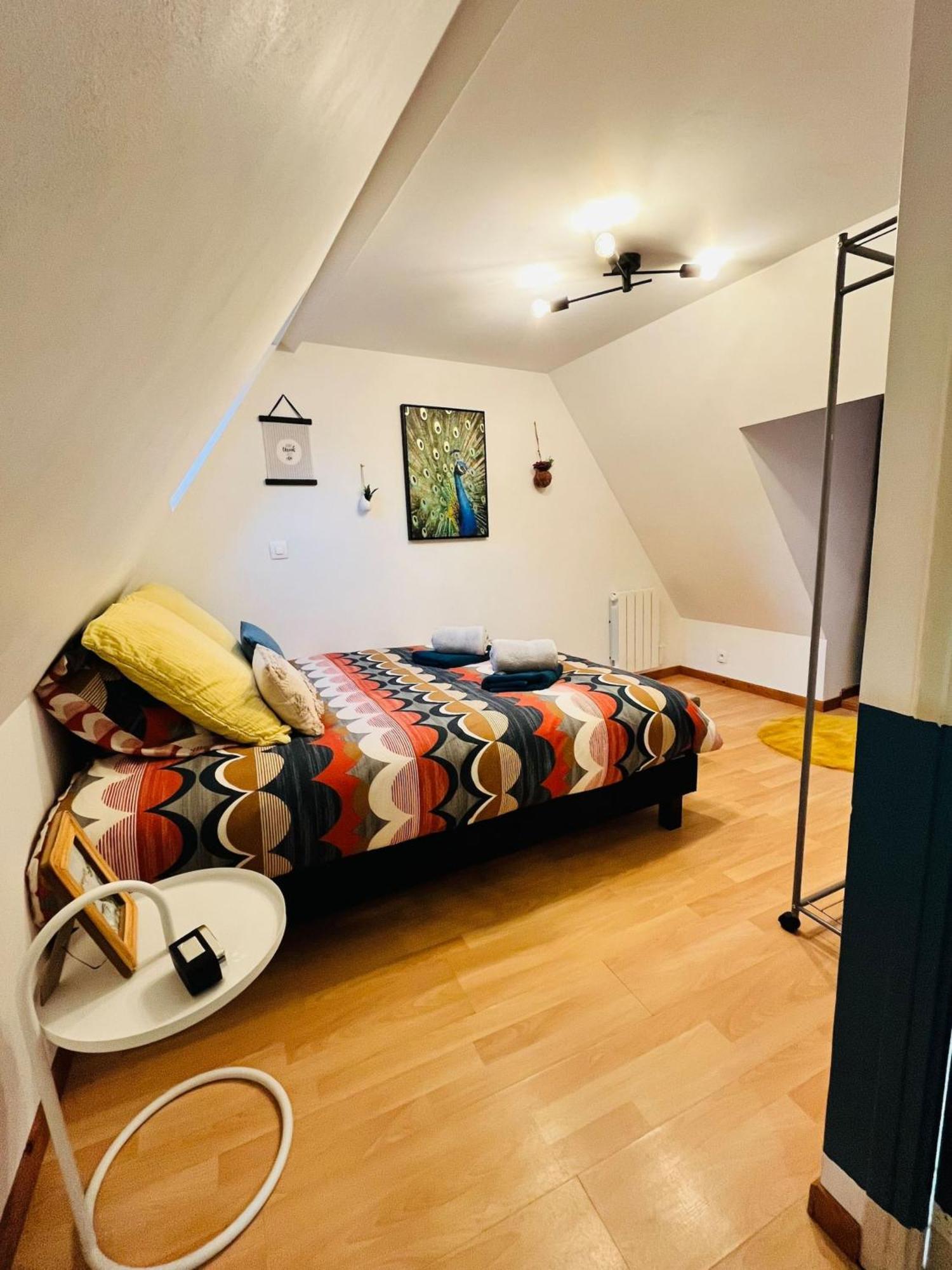 Duplex Charmant Au Coeur De Levroux Екстериор снимка